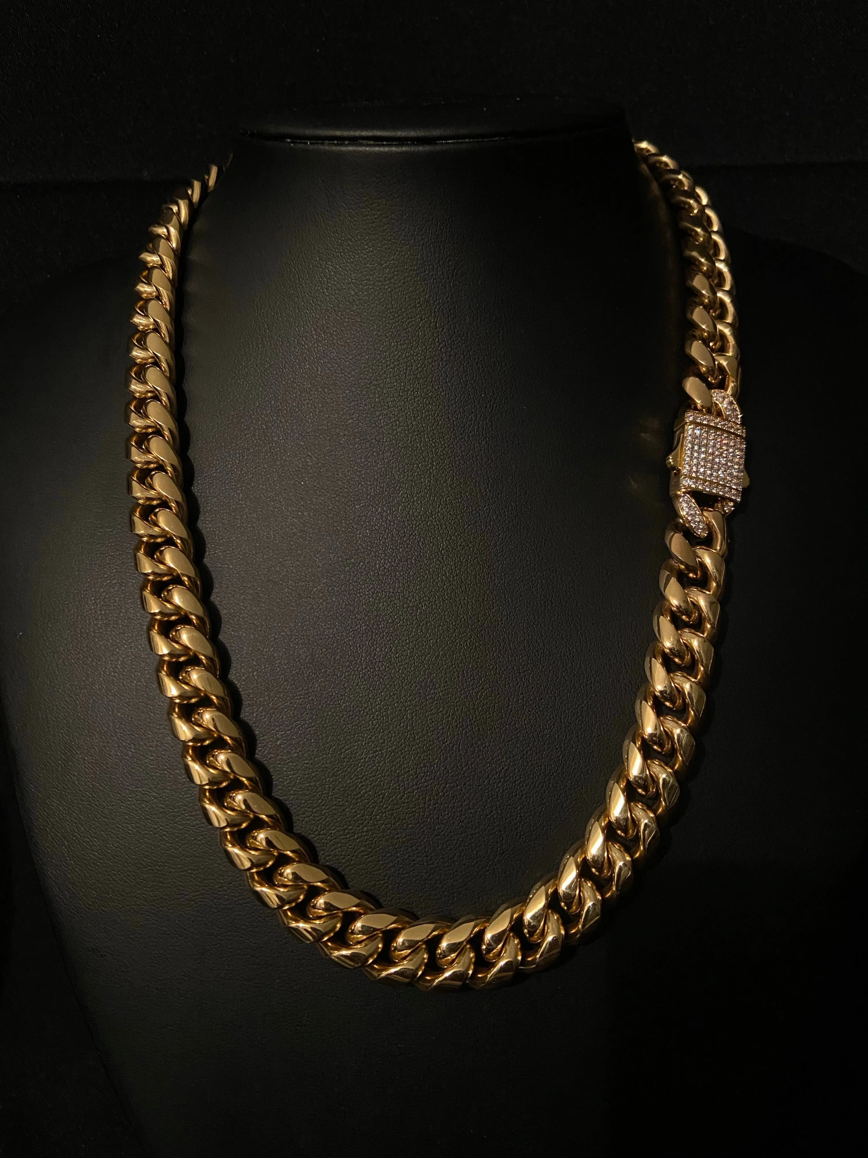 12mm Cuban Iced clasp chain - gold