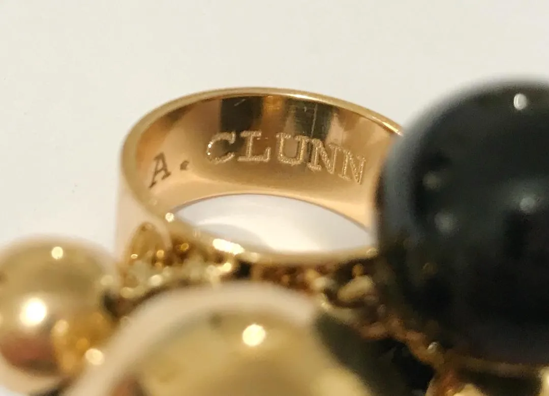 18kt Yellow Gold and Onyx Tassel Ring with Diamonds