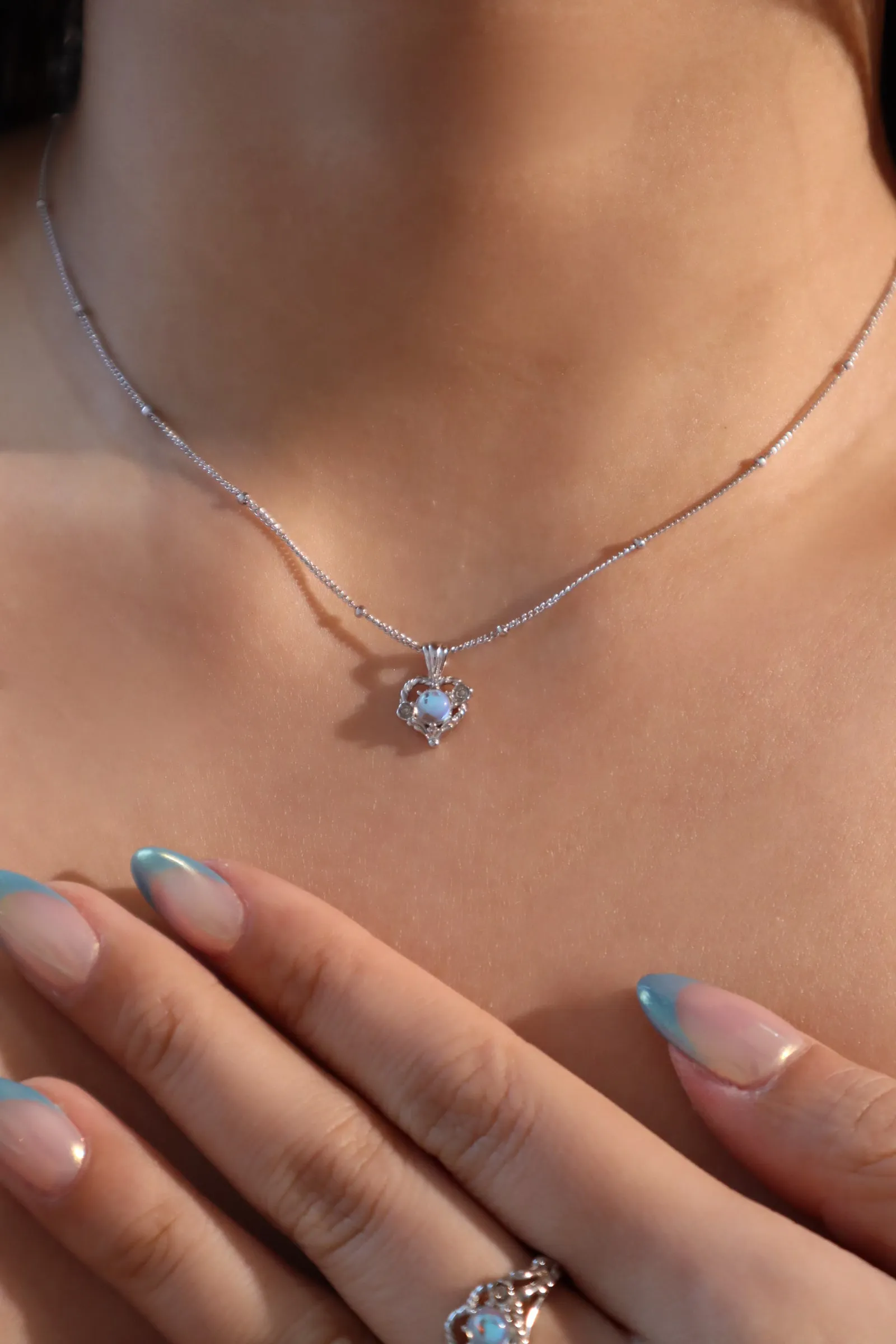 925 Sterling Silver Moonstone Heart Necklace