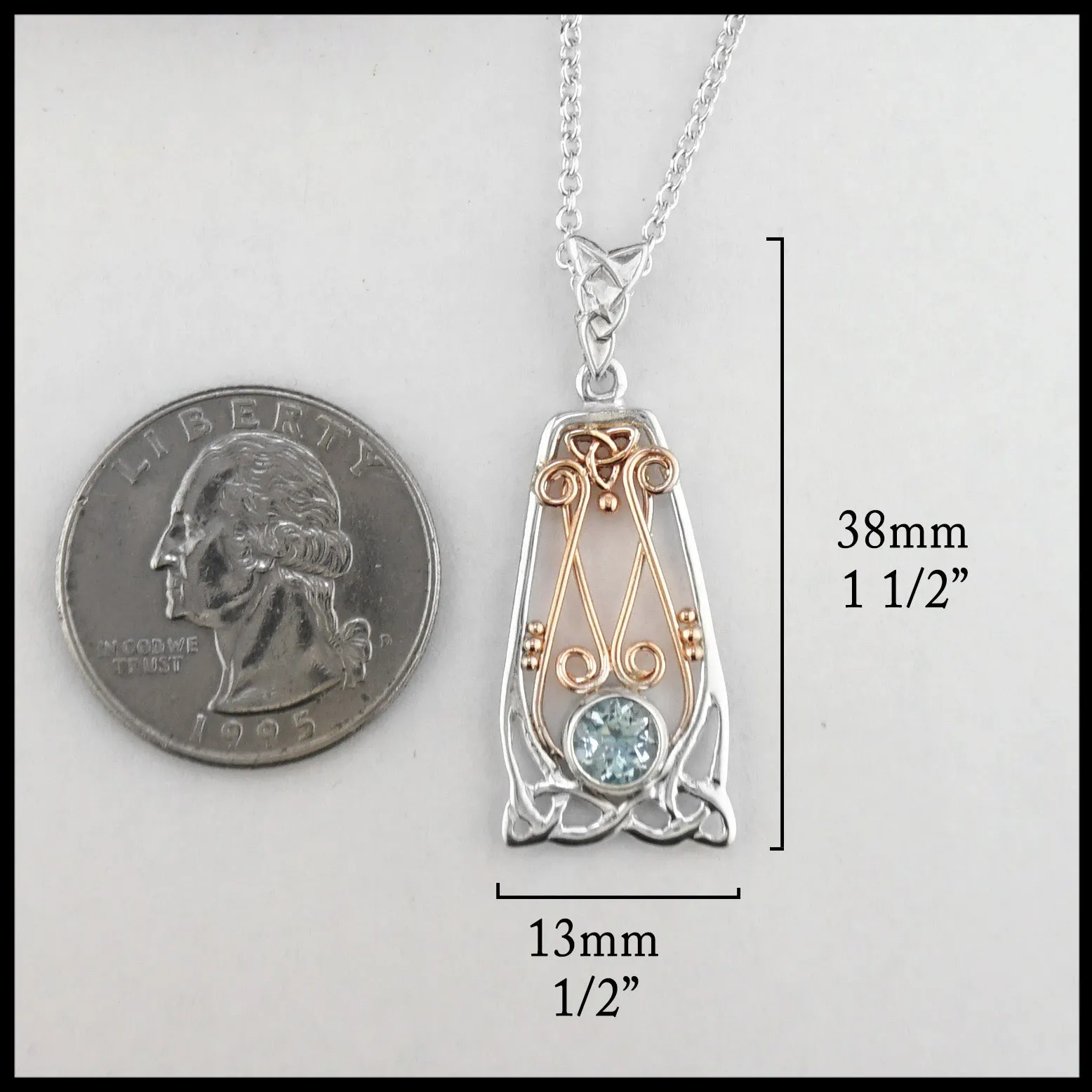 Aquamarine Pendant in Silver