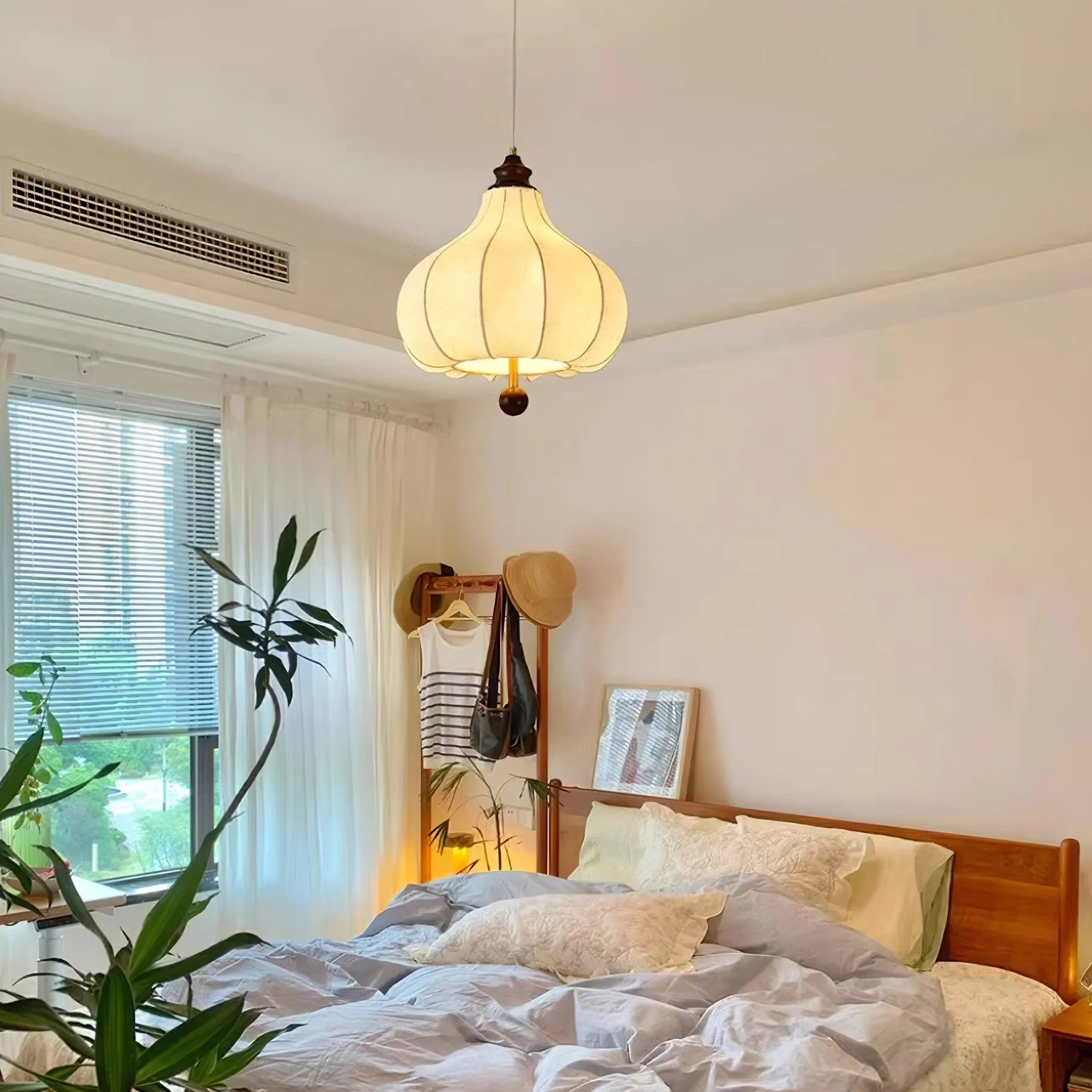 Chestnuts Pendant Lamp