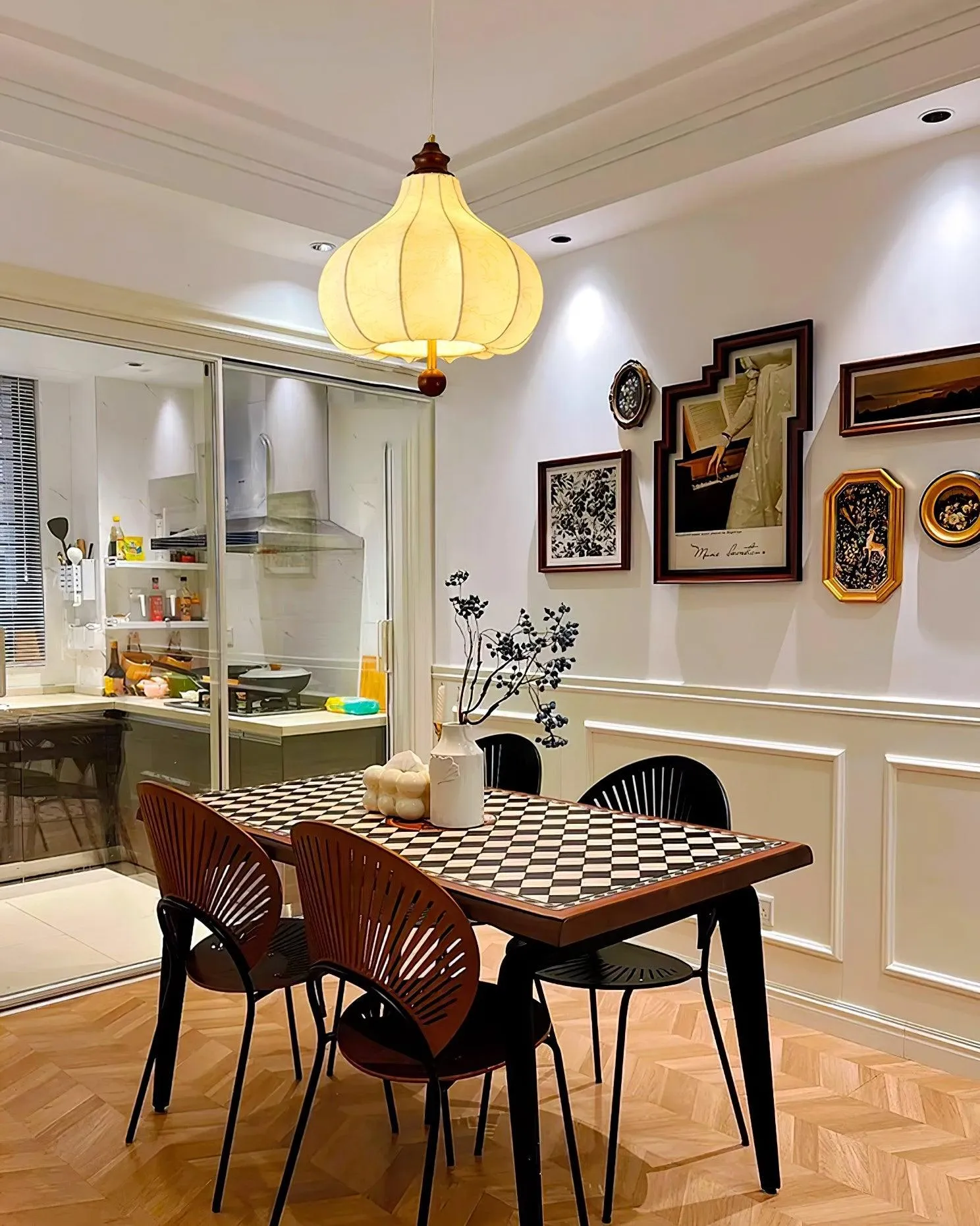 Chestnuts Pendant Lamp