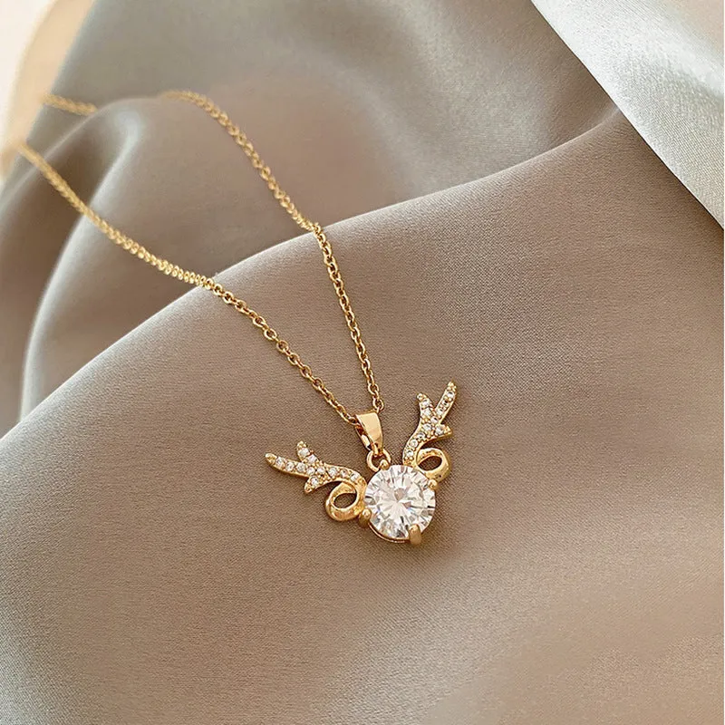 Light luxury niche fashion simple forest elk temperament clavicle chain necklace