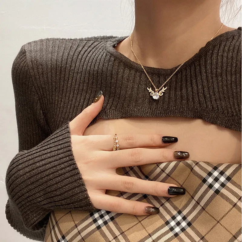 Light luxury niche fashion simple forest elk temperament clavicle chain necklace