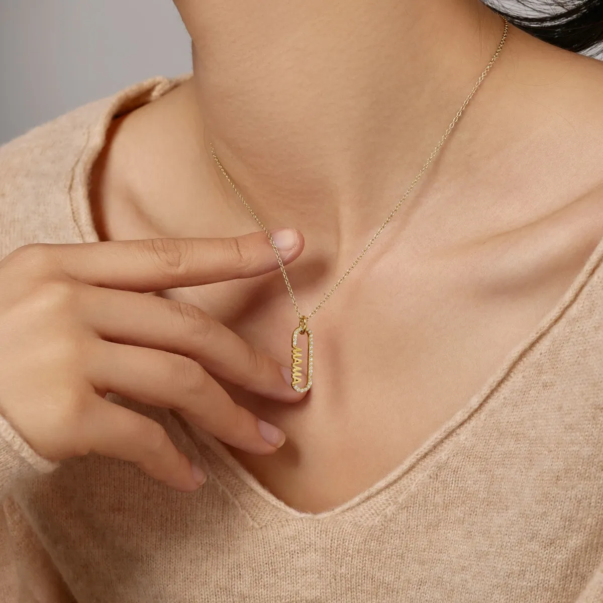 Mom Pavé Paperclip Pendant Necklace - Gold