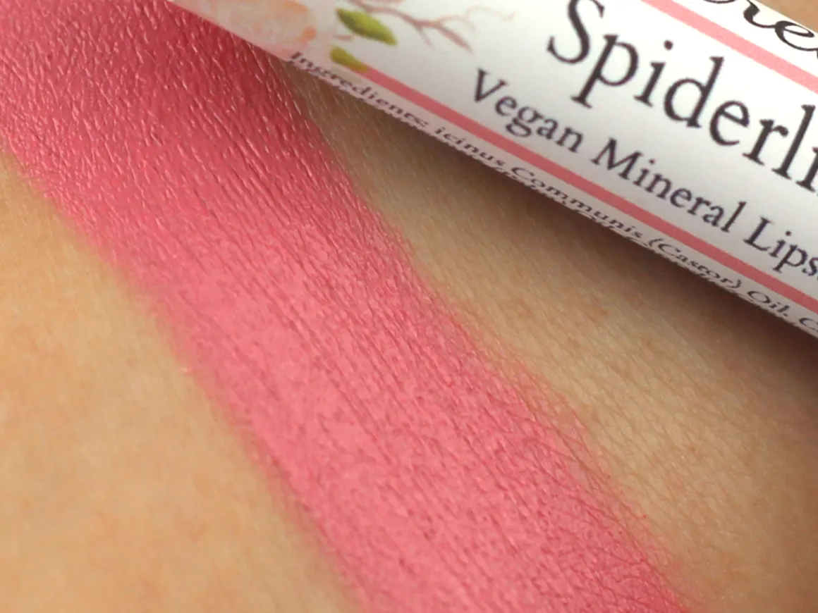"Spiderlily" - Mineral Lipstick