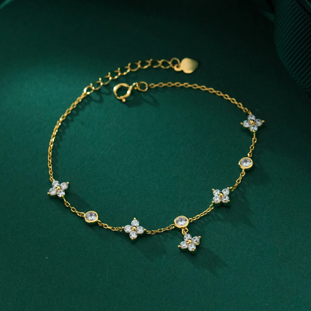 S925 Sterling Silver Austrian Crystals Inlaid Four Petals Flower Bracelet
