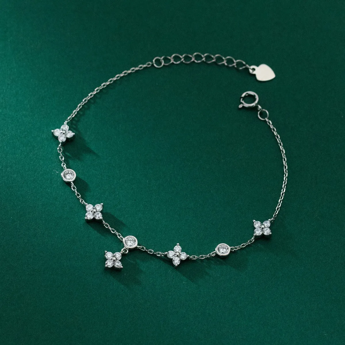 S925 Sterling Silver Austrian Crystals Inlaid Four Petals Flower Bracelet
