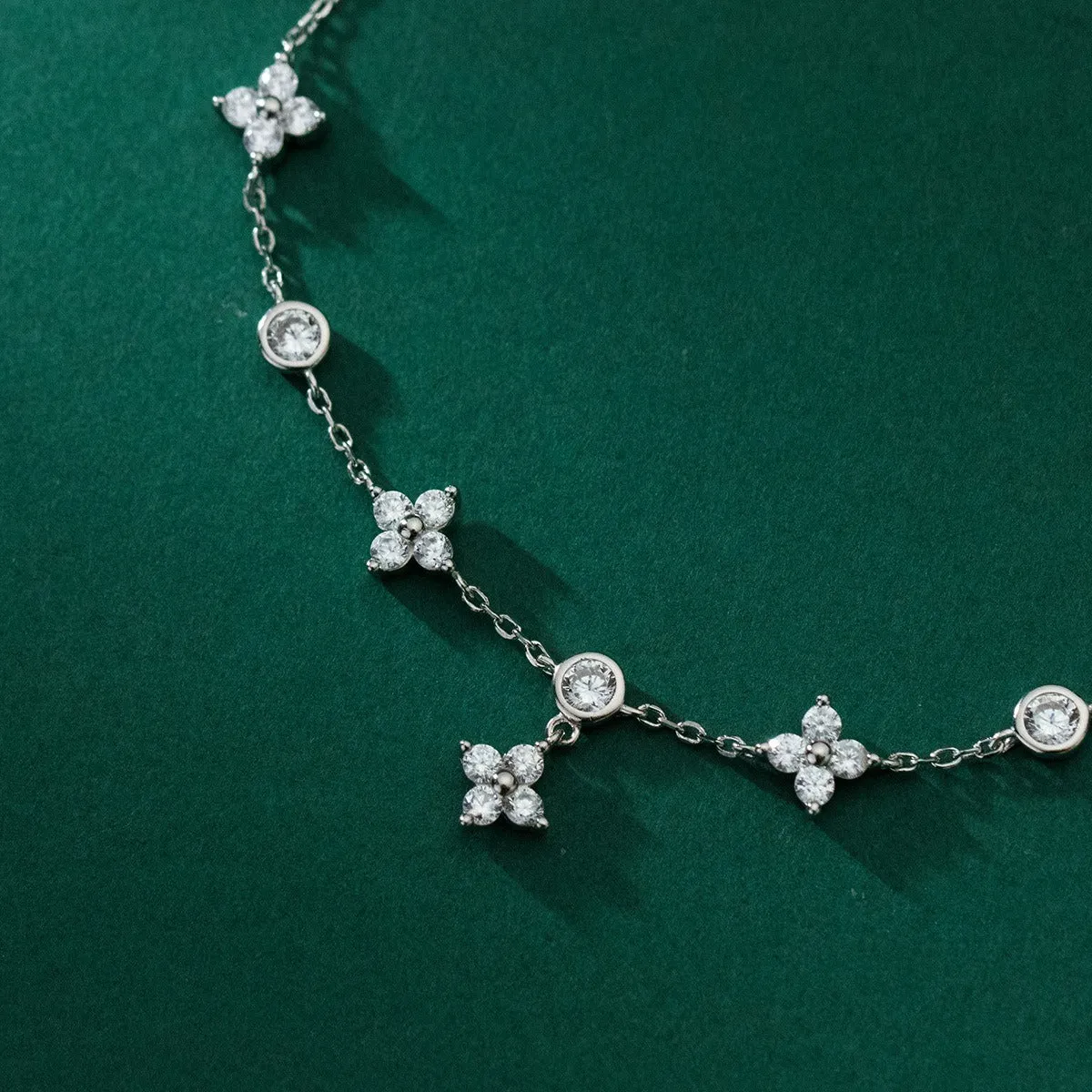 S925 Sterling Silver Austrian Crystals Inlaid Four Petals Flower Bracelet